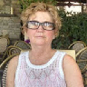 Meet your Posher, Lori